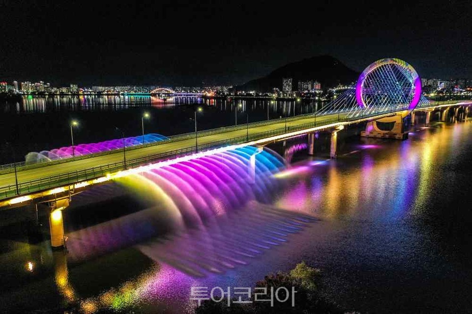 춘천의 낭만 밤으로의 초대! …춘천 야간 관광 콘텐츠로 매력 더해