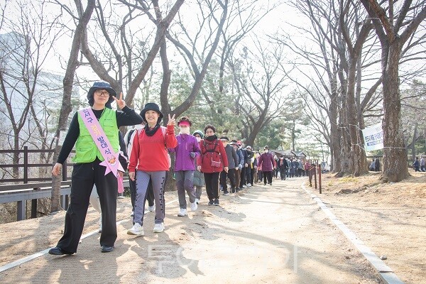 (주)월드국제여행사 이미지