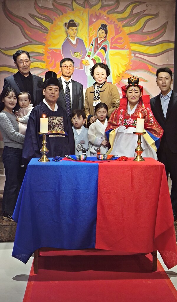 40년 전 안동예식장에서 결혼을 올린 부부의 리마인드 웨딩 열려