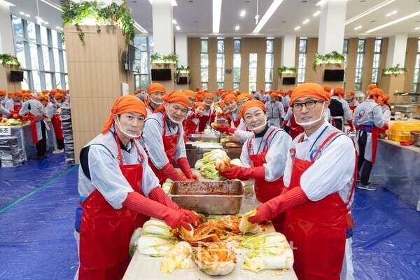 한국도로공사는 25일 본사 및 9개 전 지역본부가 지역사회공헌 인정기관으로 선정됐다. /사진-한국도로공사