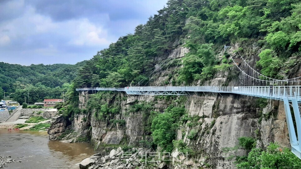철원 한탄강 주상절리길 관광객 300만 돌파
